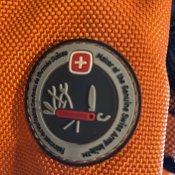 Wenger SwissGear messenger bag orange adjustable comfort strap laptop sleeve - Picture 9 of 12